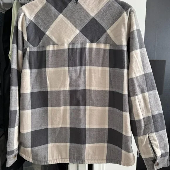 Kuhl Fleece lined button down - Picture 3 of 5